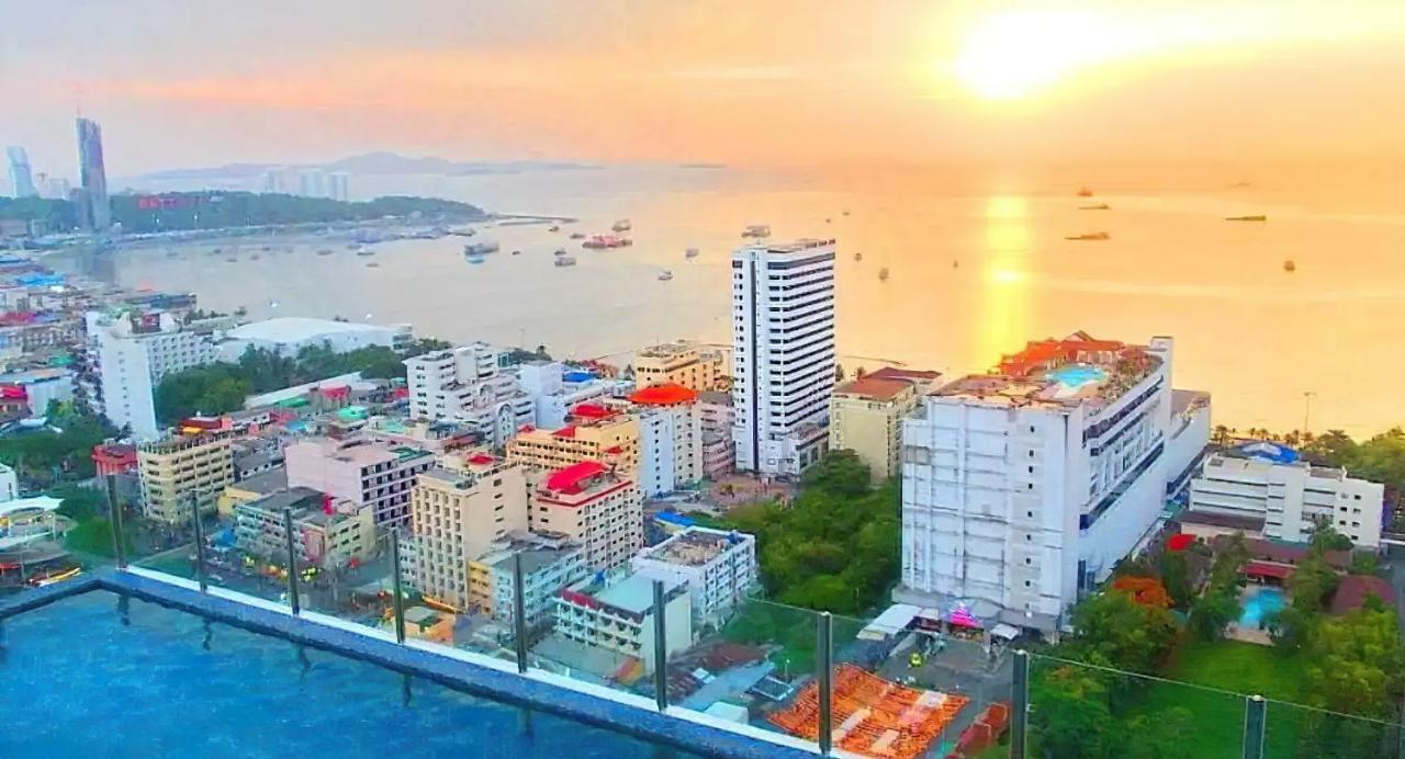 Central Pattaya Fully Equipped Condo Next To Beach Esterno foto